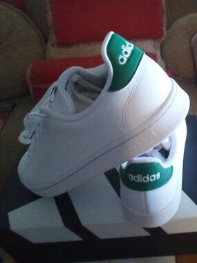 Adidas Advantage Mens sneakers White /Green  Size10